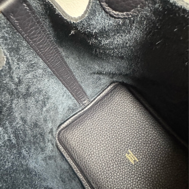 Hermes海軍藍金釦picotin18-12