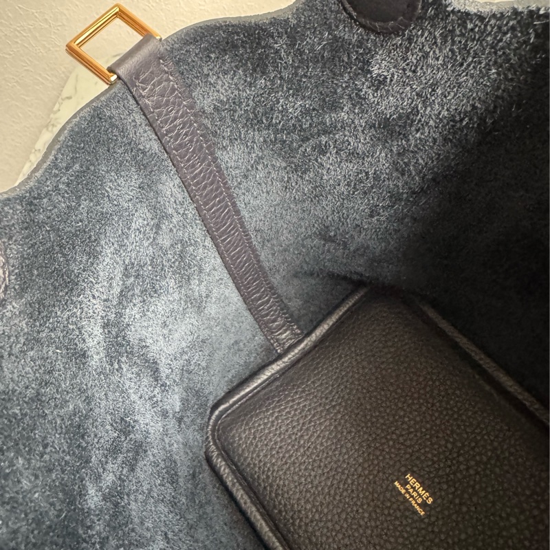 Hermes海軍藍金釦picotin18-14