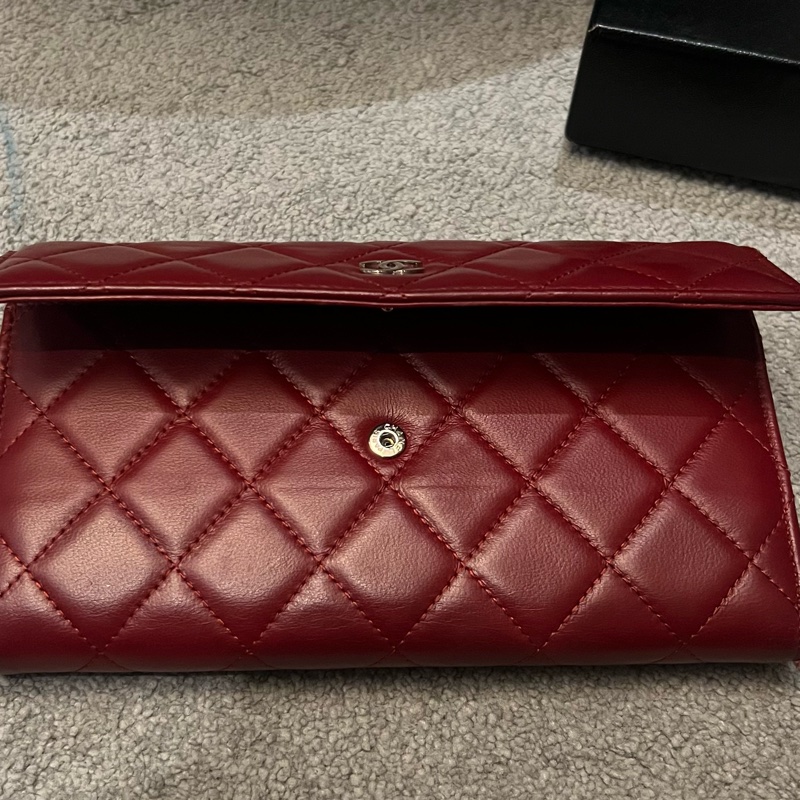 CHANEL 紅色長夾-1