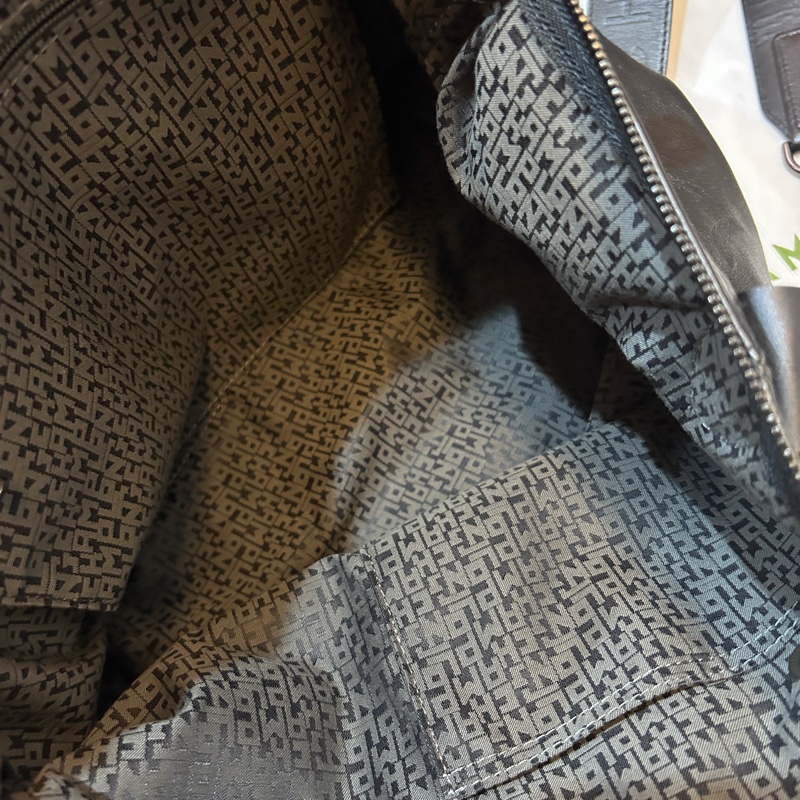 Longchamp 小羊皮中型肩背斜背手提包-4