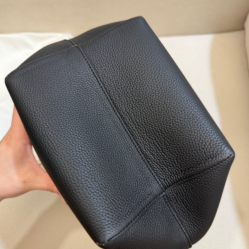 The Row Medium N/S Park Tote-7