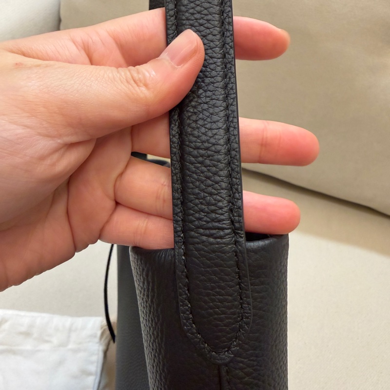 The Row Medium N/S Park Tote-10