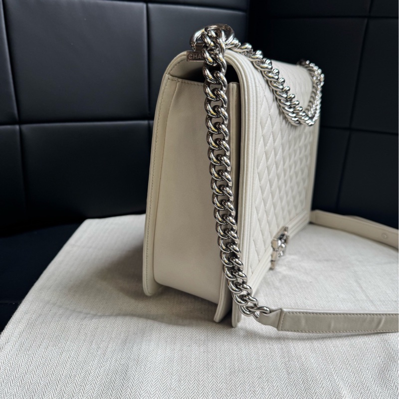 香奈兒Chanel 淡米色羊皮leboy-2