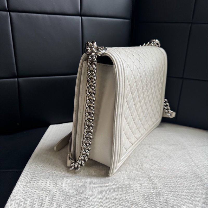 香奈兒Chanel 淡米色羊皮leboy-3