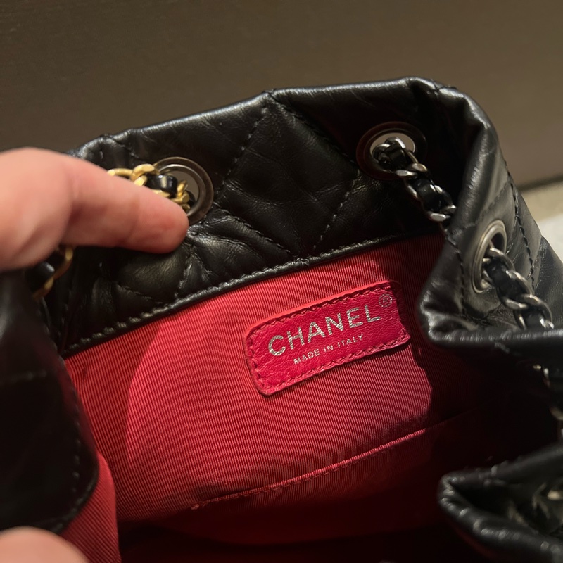 CHANEL 流浪後背 中型 A94502Y61477-94305-2