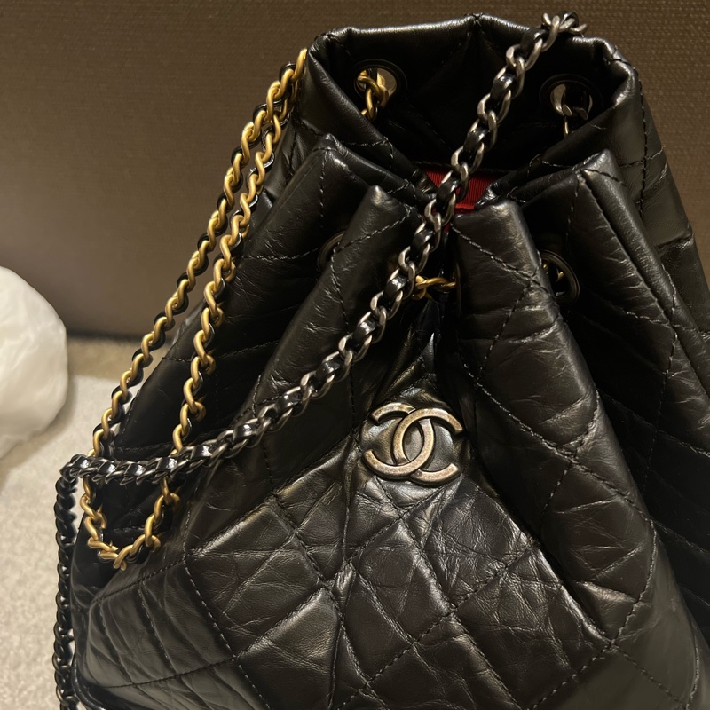 CHANEL 流浪後背 中型 A94502Y61477-94305-4