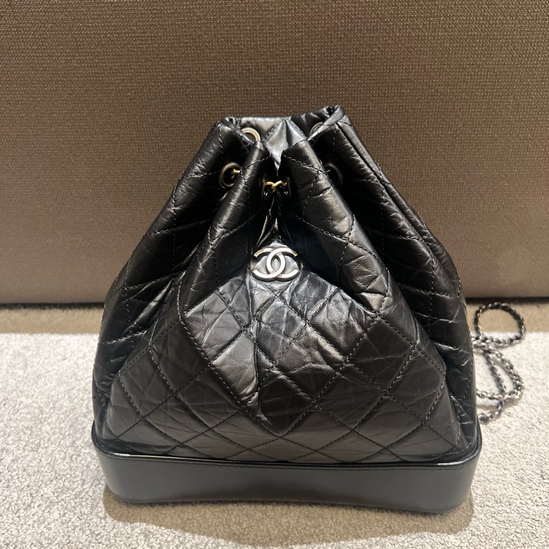 CHANEL 流浪後背 中型 A94502Y61477-94305-5
