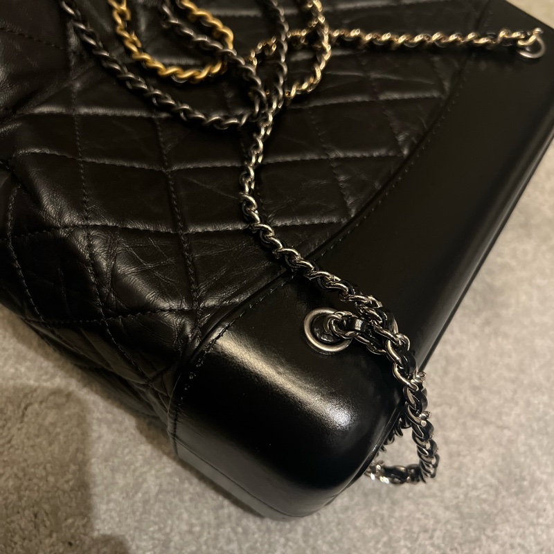 CHANEL 流浪後背 中型 A94502Y61477-94305-18