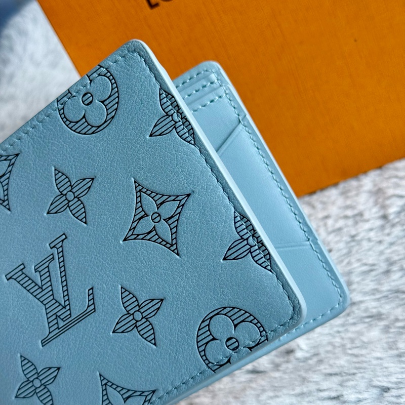 Louis Vuitton 天藍色小牛皮老花壓紋Multiple短夾錢包-5