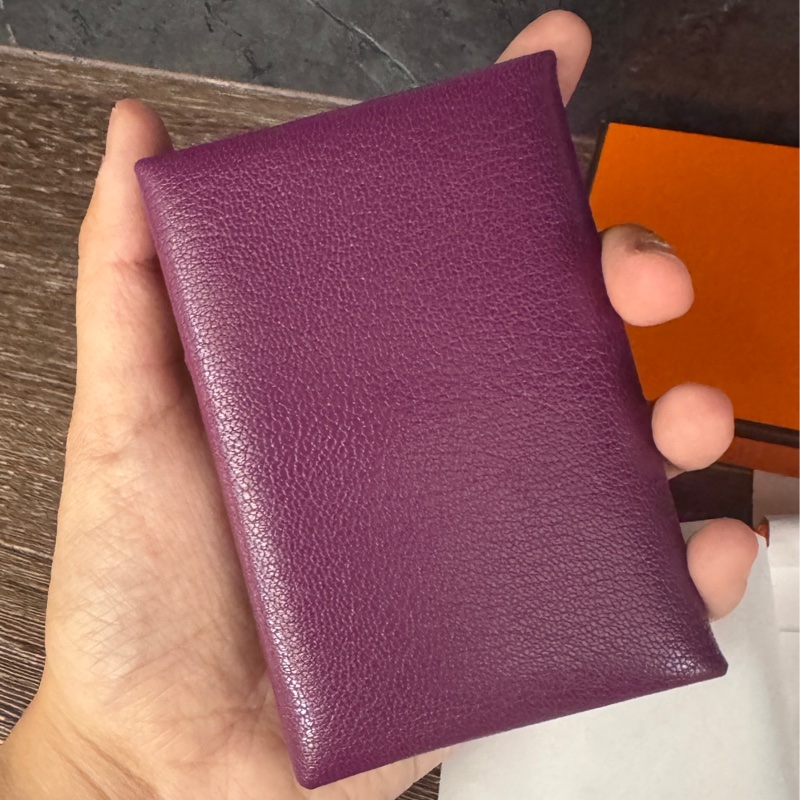 近全新Hermes 愛馬仕 calvi 山羊皮卡夾 深紫色-6