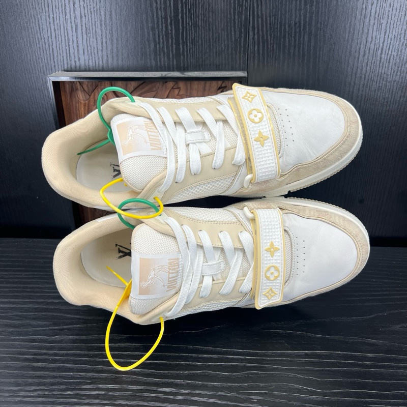 Louis Vuitton路易威登 trainer 卡其色魔術貼 41.5 碼-4