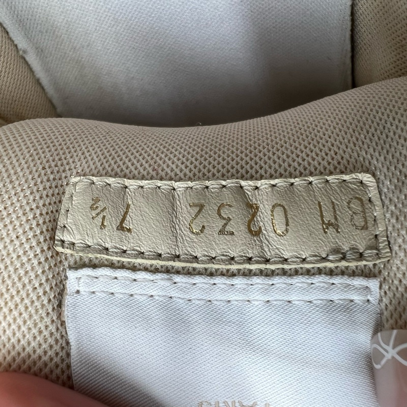 Louis Vuitton路易威登 trainer 卡其色魔術貼 41.5 碼-6