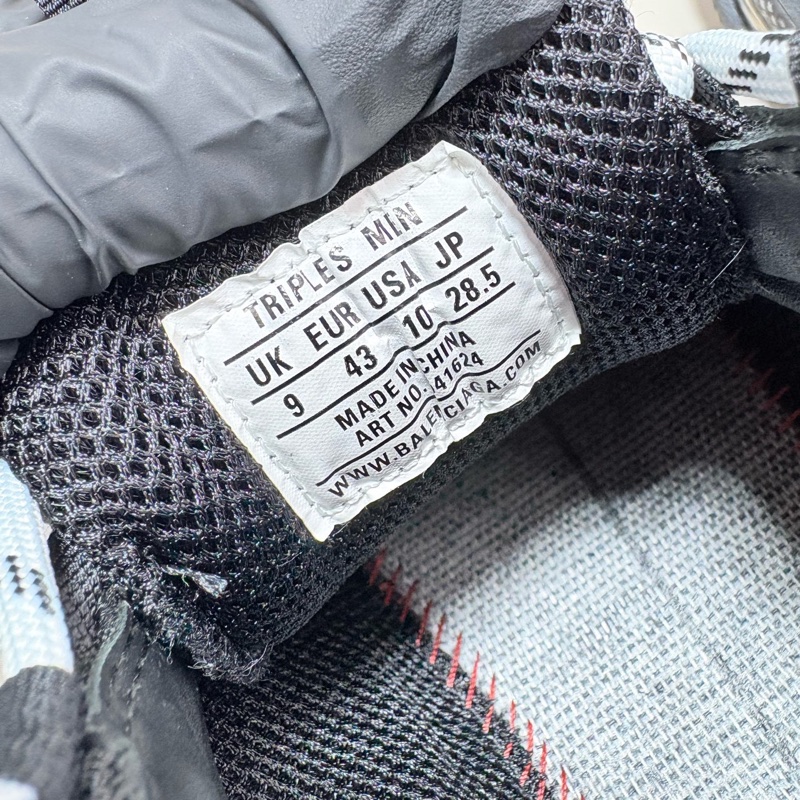 BALENCIAGA巴黎世家TRIPLE S黑色做舊老爹鞋-6