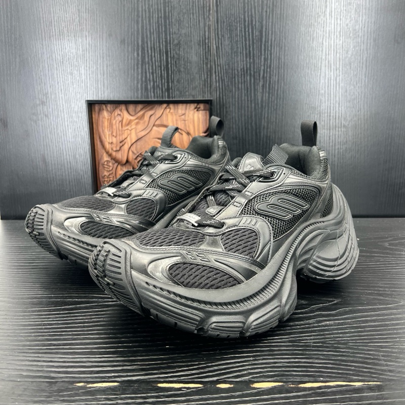 巴黎世家 10xl 黑 碼數 42碼-0