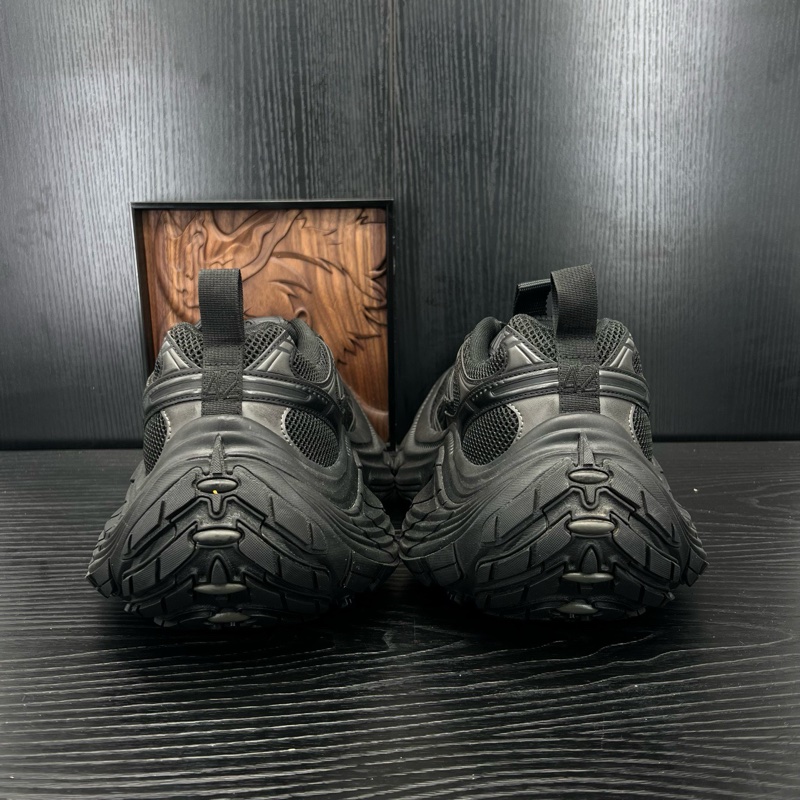 巴黎世家 10xl 黑 碼數 42碼-2