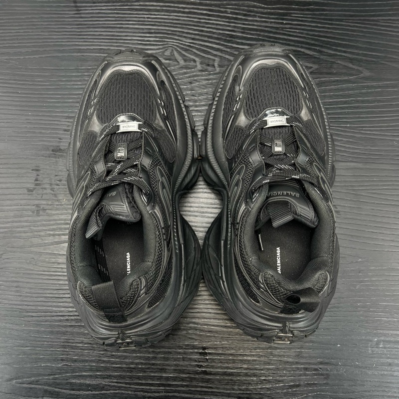 巴黎世家 10xl 黑 碼數 42碼-3