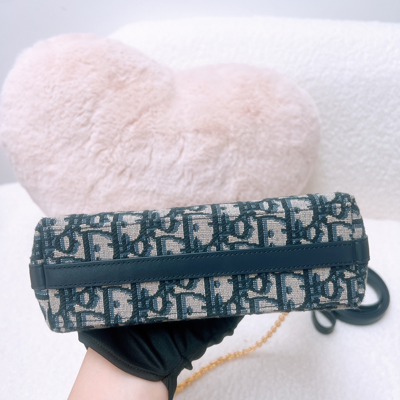 Dior miss caro diorling 藍色老花飯盒包/腋下包-2