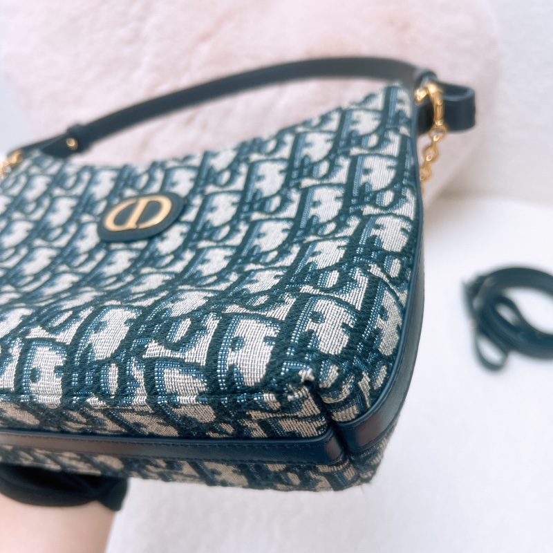 Dior miss caro diorling 藍色老花飯盒包/腋下包-4