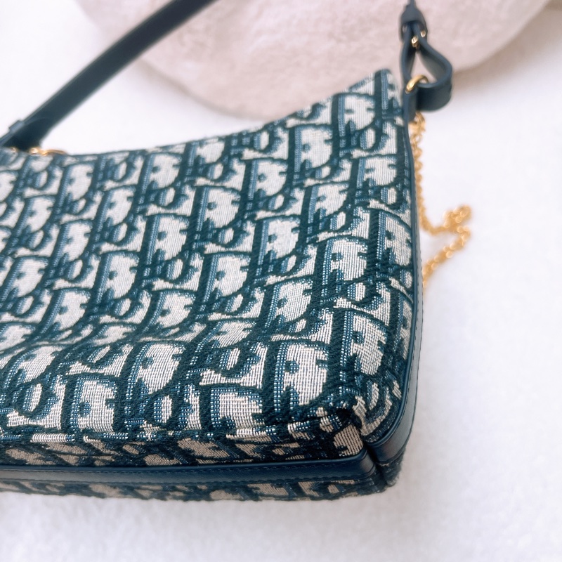 Dior miss caro diorling 藍色老花飯盒包/腋下包-8