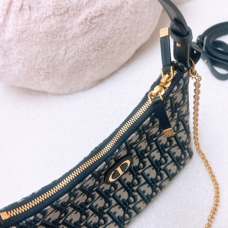 Dior miss caro diorling 藍色老花飯盒包/腋下包-9