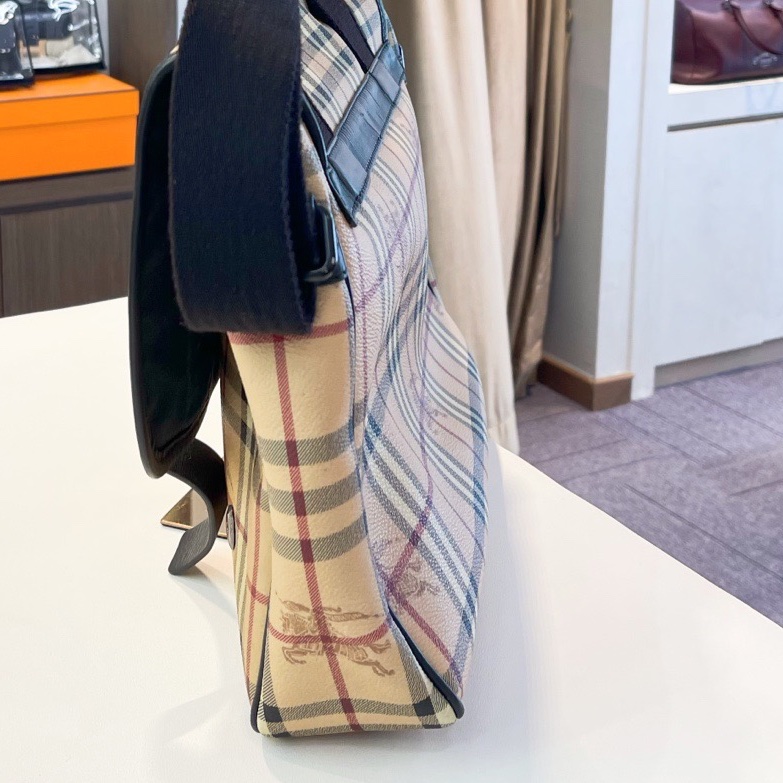 巴寶莉 burburry 斜挎包 尺寸:36*32 🈚附件-3