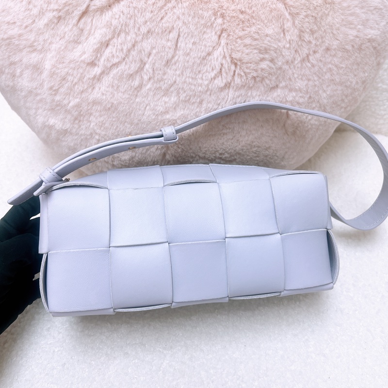 Bv brick cassette 淺紫編織格飯盒包/腋下包-5