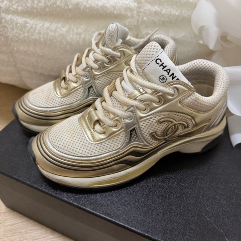 CHANEL 金角大王球鞋