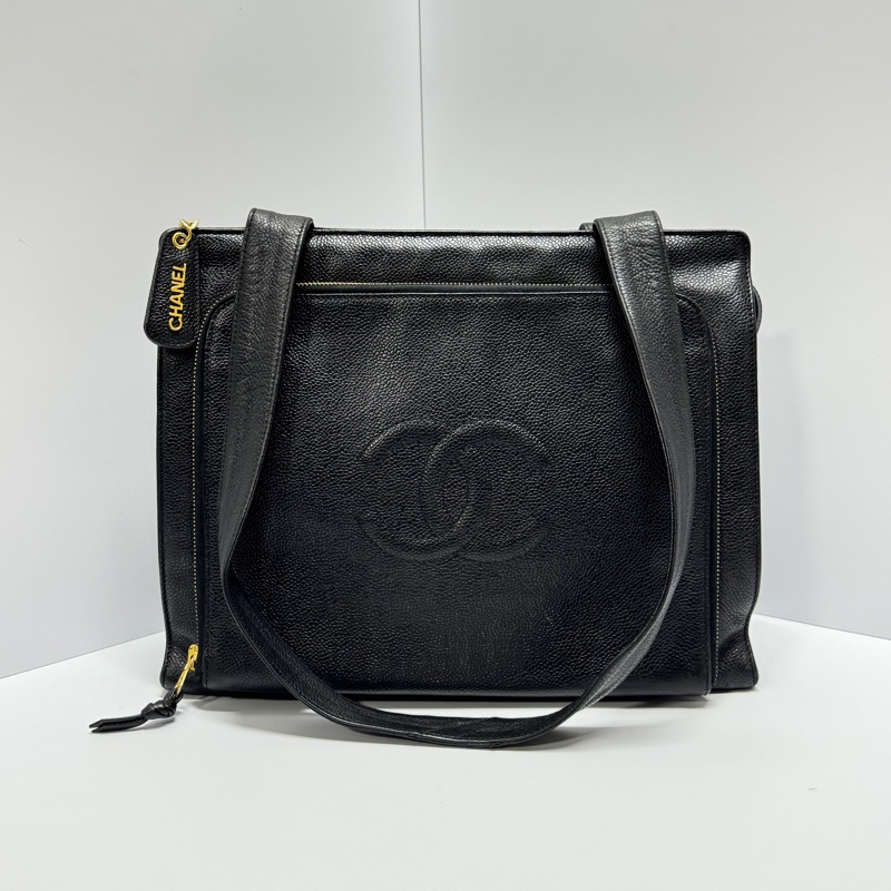 【極新CHANEL🎀】 Chanel 黑金荔枝牛皮 肩背托特包 (專櫃265,000)-0