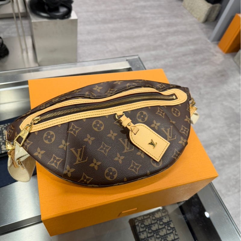近新品🌟Louis Vuitton LV High Rise 腰包｜Classic Trend CT精品｜台北東區實體-1