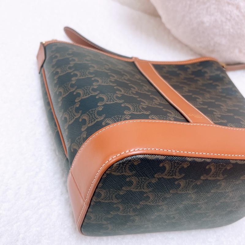 近新 Celine 棕色老花水桶包-2