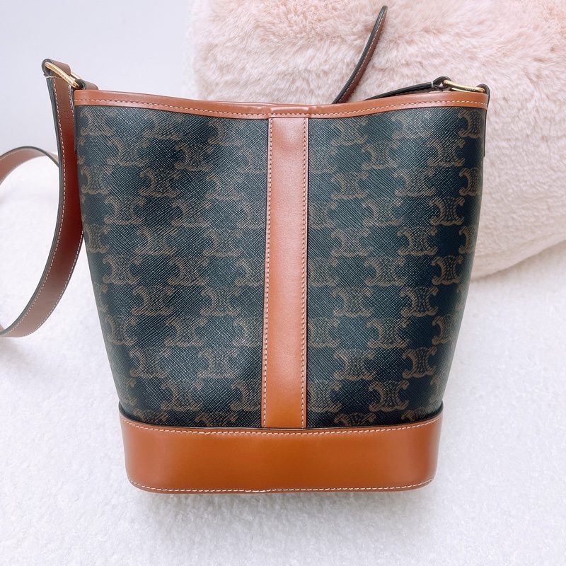 近新 Celine 棕色老花水桶包-5