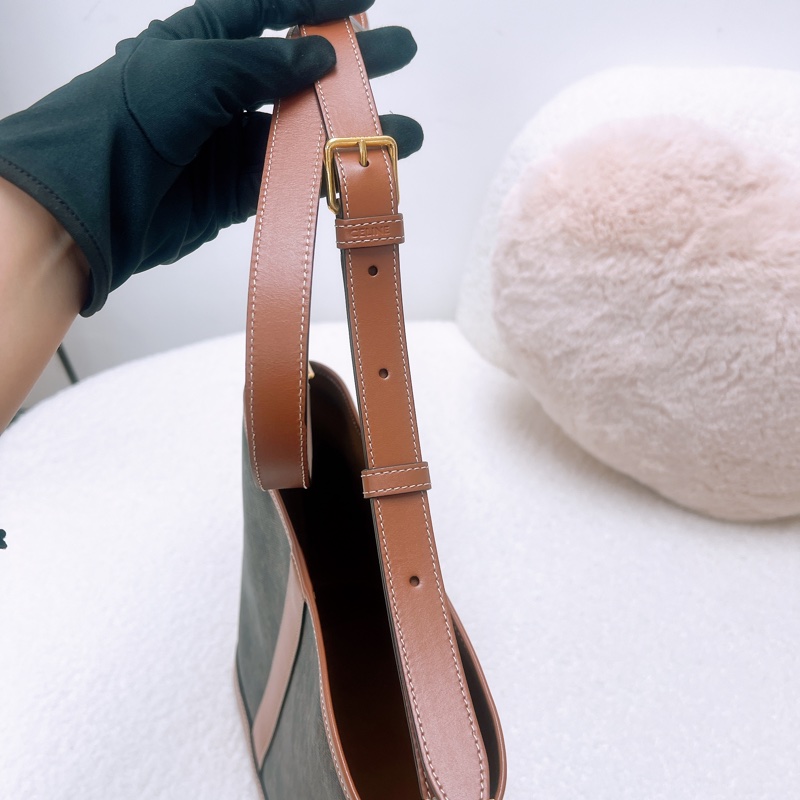 近新 Celine 棕色老花水桶包-9