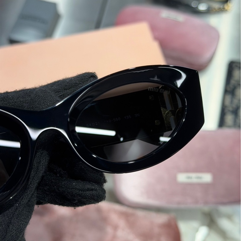 全新品🌟Miu Miu 11W 經典Logo墨鏡|Classic Trend CT精品|台北東區實體-9
