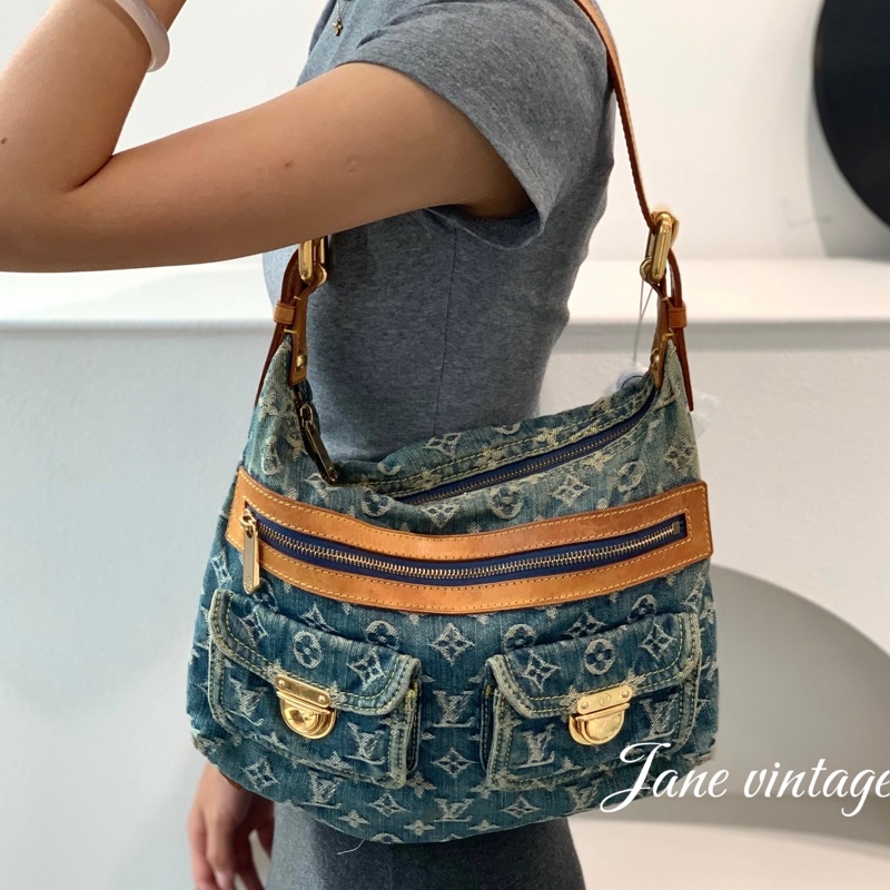 LV M95049 baggy PM 藍色單寧牛仔曼哈頓釦肩背包-53