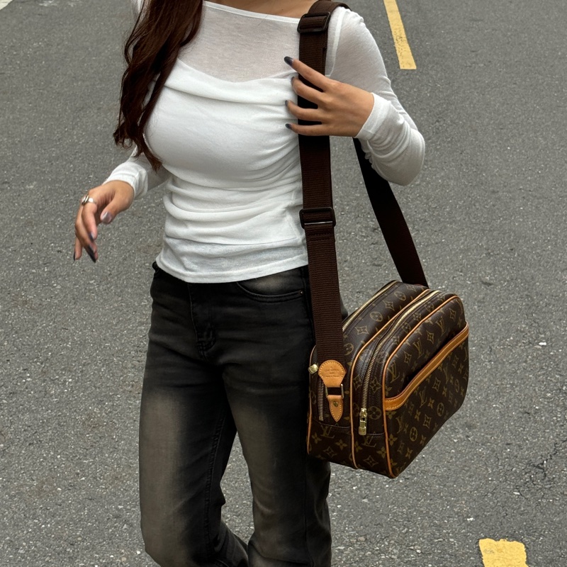 (極新🎁) LV 經典老花 雙層記者包 相機包 斜背包 【專櫃10.3萬】-27