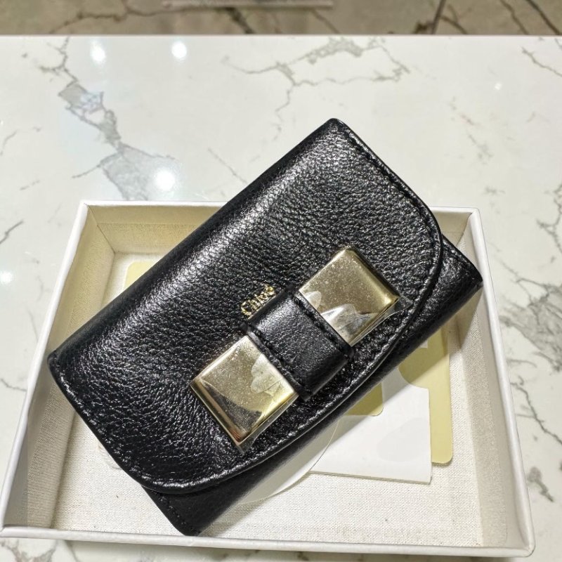 Chloe Lilly 蝴蝶結 6扣 鑰匙包  黑色-0