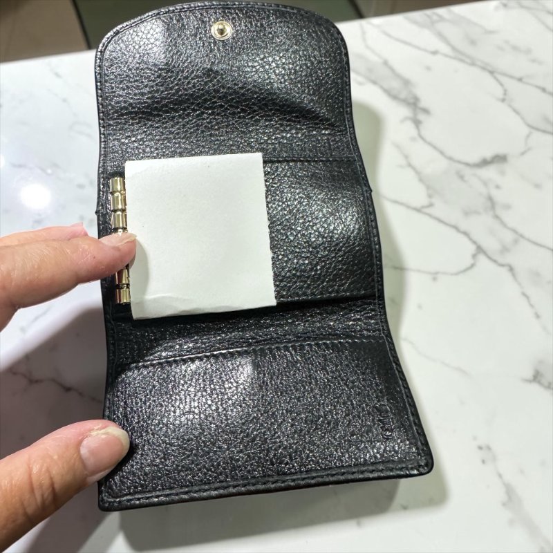 Chloe Lilly 蝴蝶結 6扣 鑰匙包  黑色-3