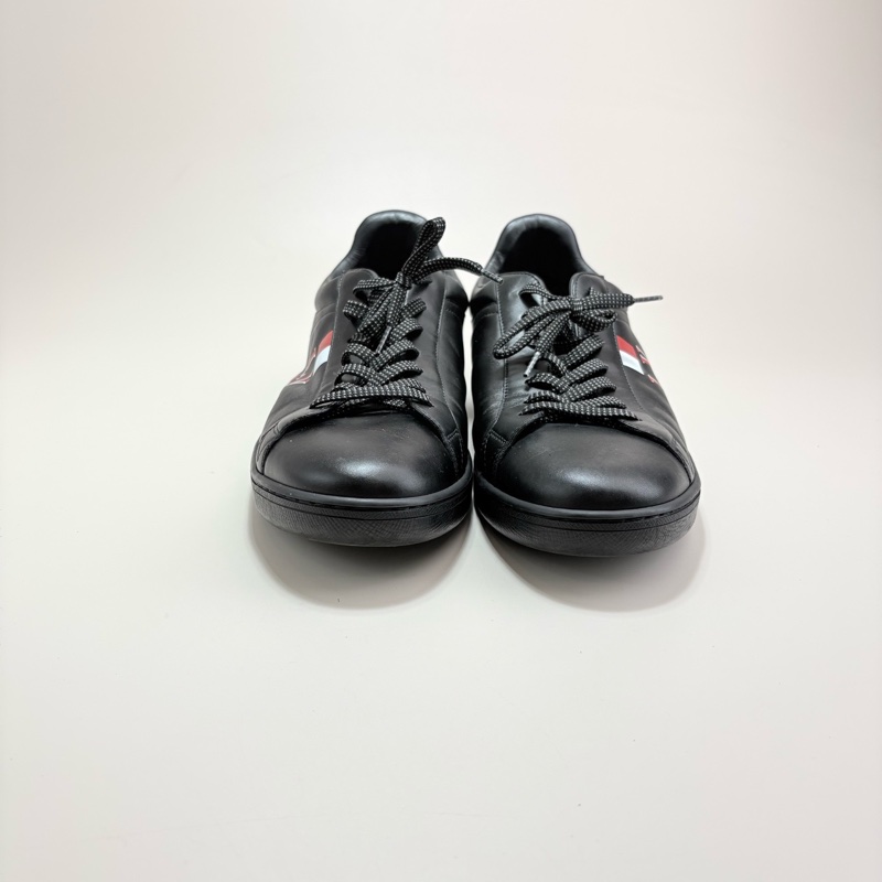 LOUIS VUITTON LV字母LOGO黑色板鞋-1