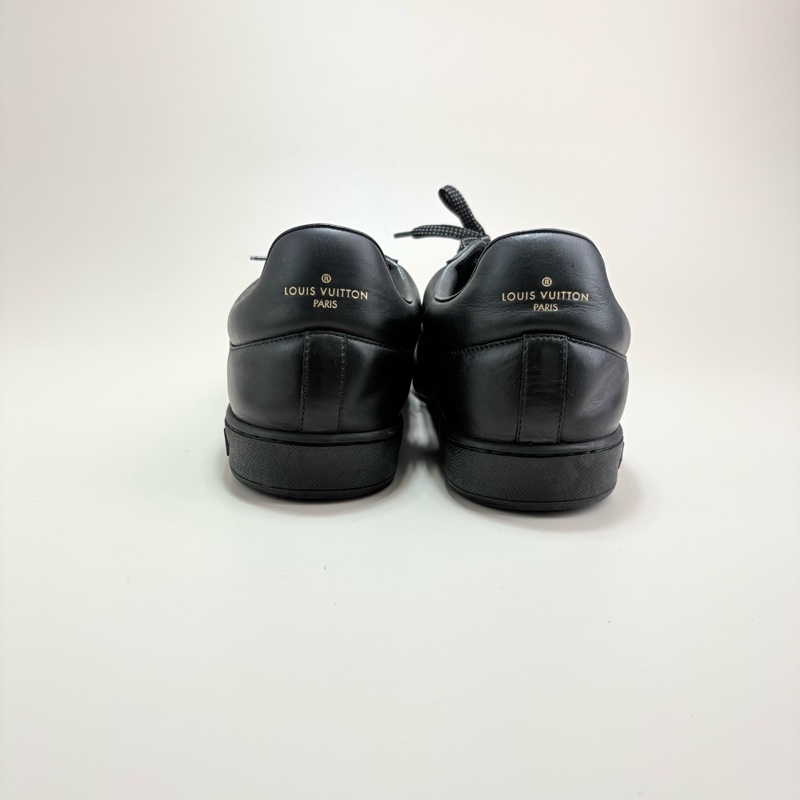 LOUIS VUITTON LV字母LOGO黑色板鞋-2