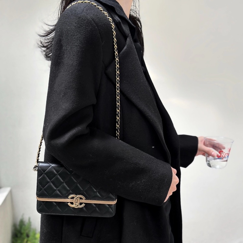【全網稀有✨放心不撞包】Chanel香奈兒 埃及系列 黑金Woc發財包|腋下包｜單肩包｜斜背包-1