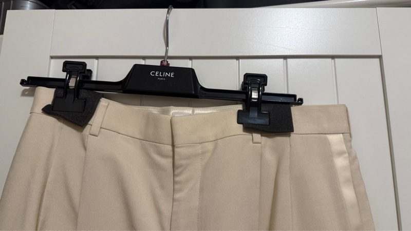 隨便賣 買到賺到 全新 Celine 卡其布料 正式休閒長褲-1