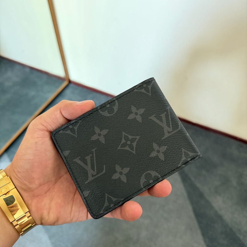 Lv黑色老花對開短夾 芯片款-1