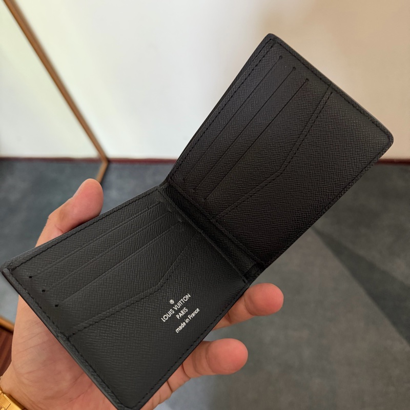 Lv黑色老花對開短夾 芯片款-5