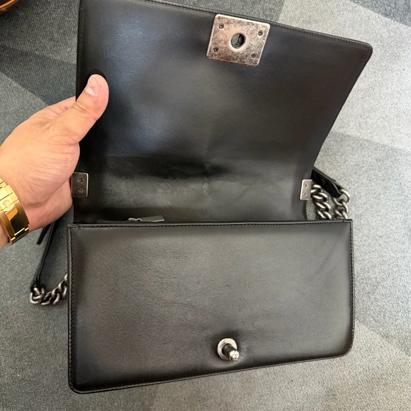 Chanel Boy25 菱格紋黑銀肩背包-6