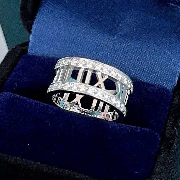 【全新品】蒂芬妮 Tiffany 18k白金atlas系列羅馬數字鑲排鑽戒指-4