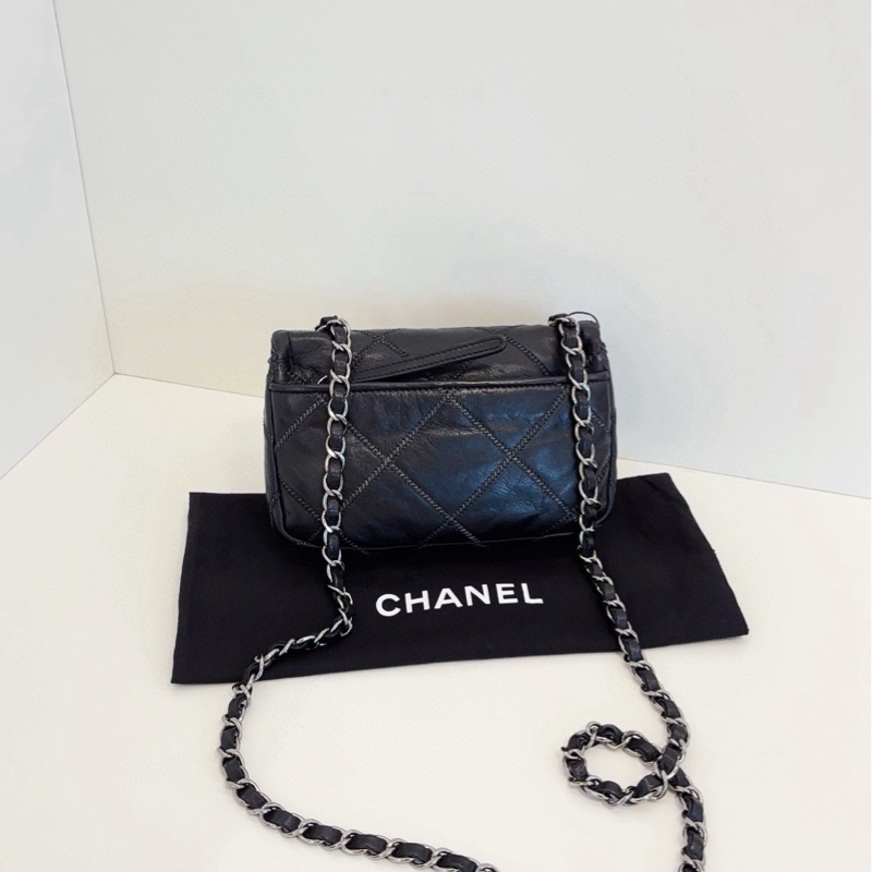 Chanel 香奈兒 季節款 牛皮 黑色外縫銀絲線大格紋-3