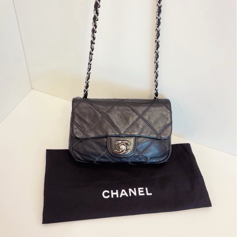 Chanel 香奈兒 季節款 牛皮 黑色外縫銀絲線大格紋-4
