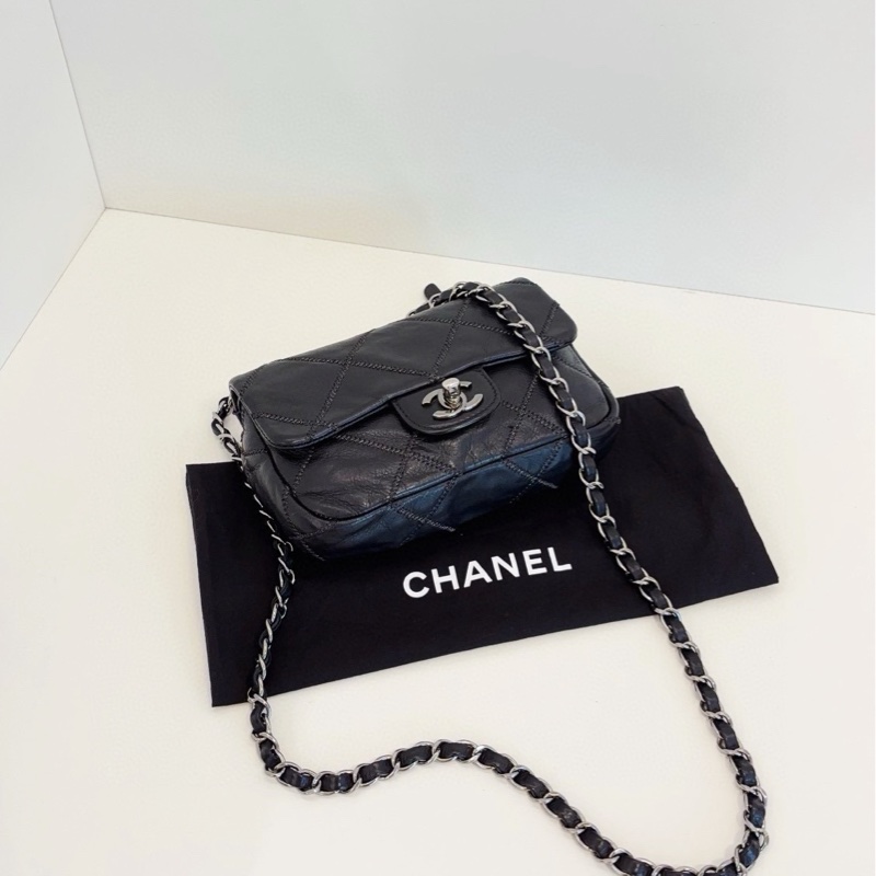 Chanel 香奈兒 季節款 牛皮 黑色外縫銀絲線大格紋-7