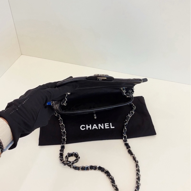 Chanel 香奈兒 季節款 牛皮 黑色外縫銀絲線大格紋-8