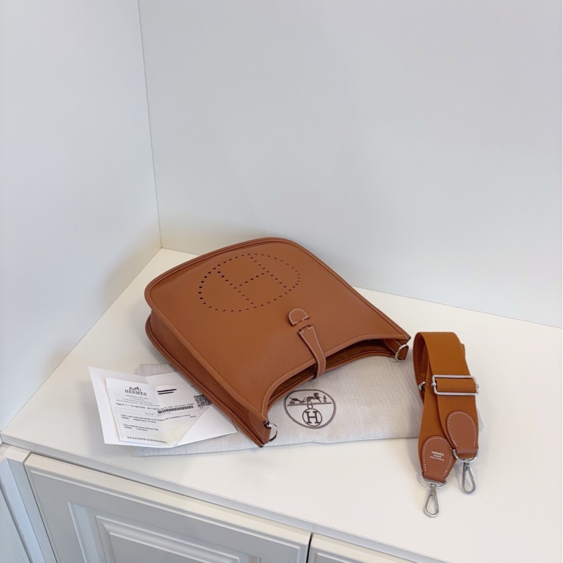 Hermes愛馬仕 金棕色銀扣Evelyne 29依芙琳-3